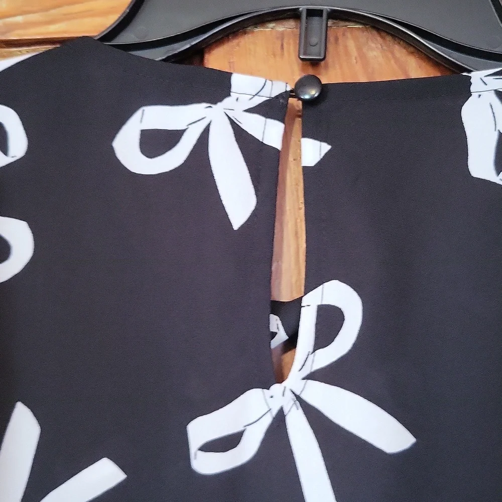 Women Shirt - Picture 5 of 5